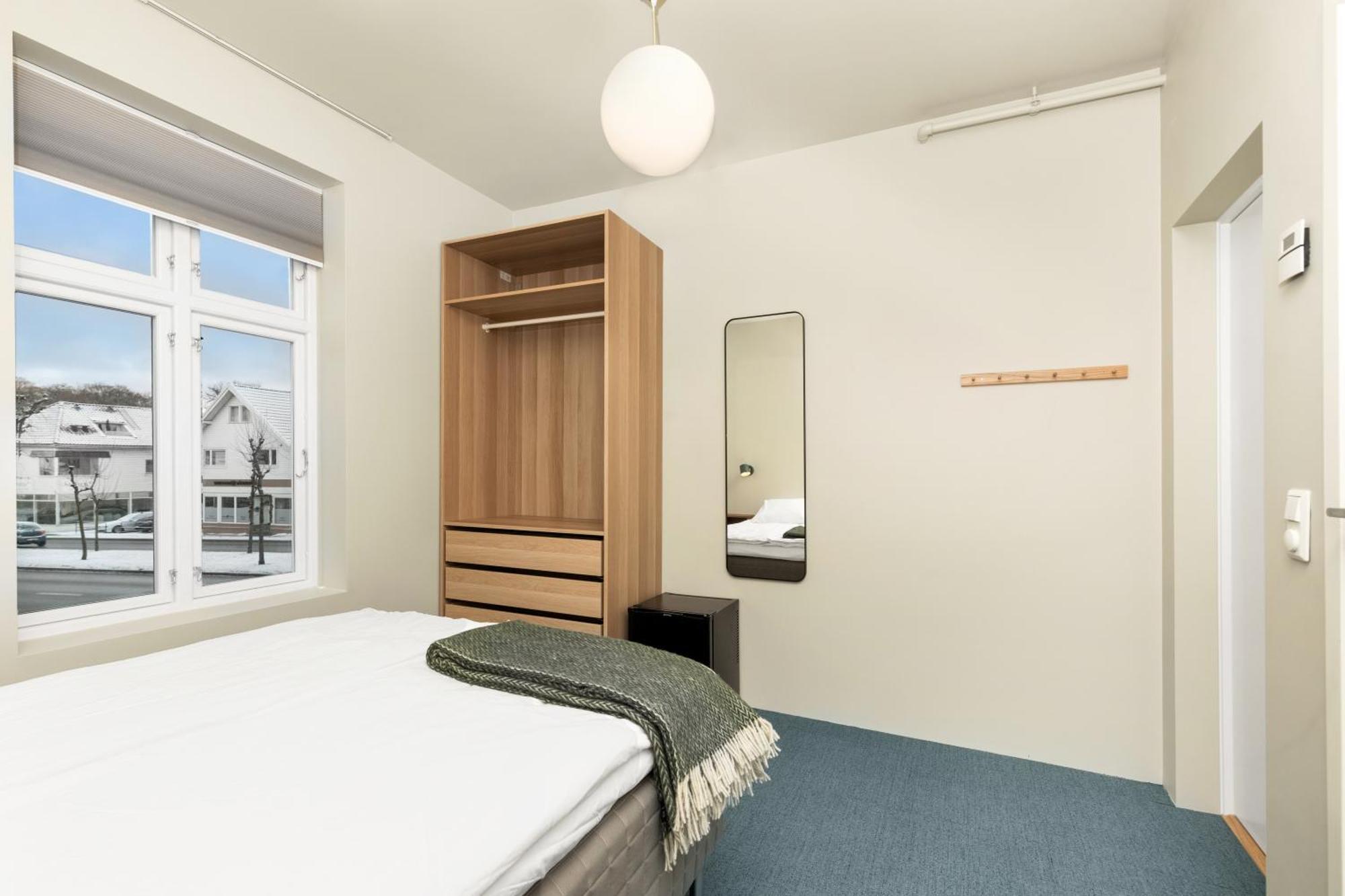 Central Guest House - Bedroom With Private Bathroom Stavanger Exterior photo